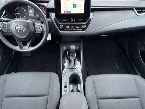 Used 2023 Toyota Corolla LE image 19