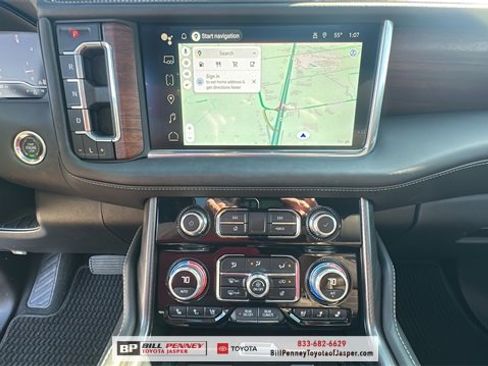 Used 2023 GMC Yukon Denali Ultimate image 15