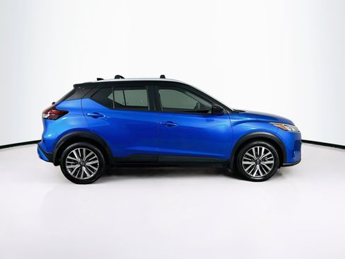 Used 2023 Nissan Kicks SV FWD image 10