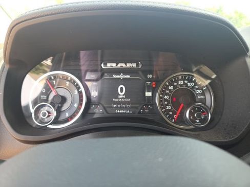 Used 2023 RAM 3500 Laramie AWD/4WD image 8