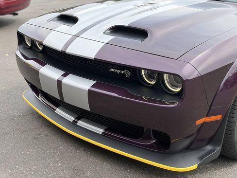 Used 2022 Dodge Challenger SRT Hellcat RWD image 4