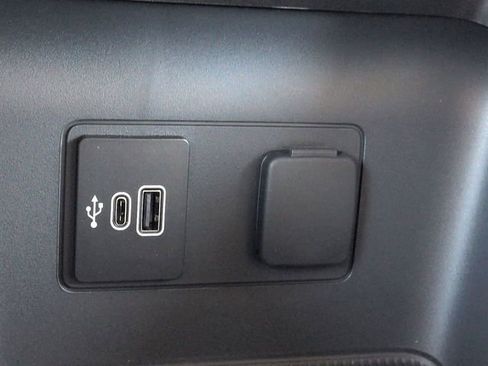 New 2026 Ford Explorer Active w/ Active Comfort Package RWD image 22
