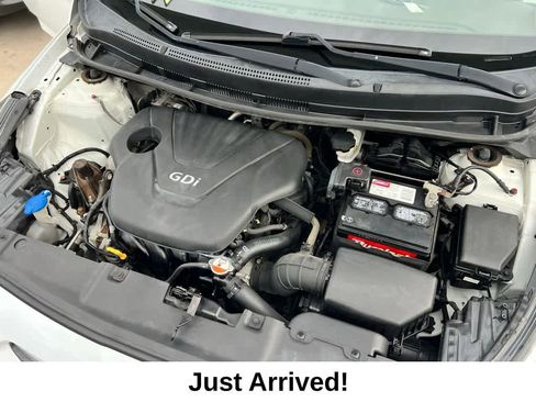 Used 2014 Hyundai Accent GLS image 29