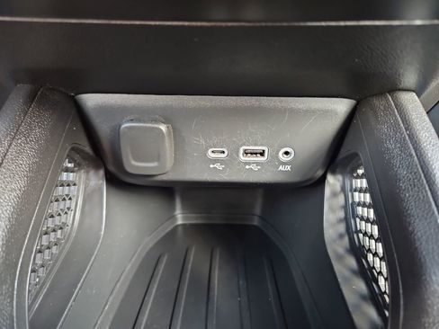 Used 2023 Chevrolet TrailBlazer LS w/ LPO, Blackout Package image 28