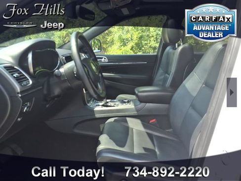 Used 2020 Jeep Grand Cherokee Limited AWD/4WD image 14