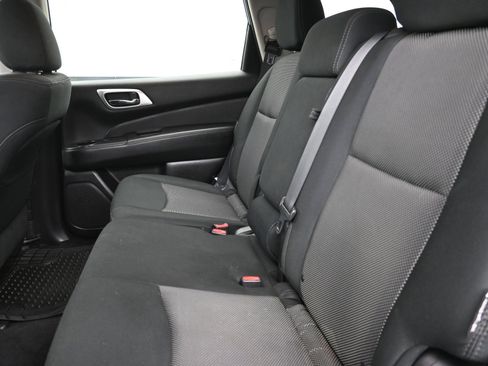 Used 2020 Nissan Pathfinder SV AWD/4WD image 23