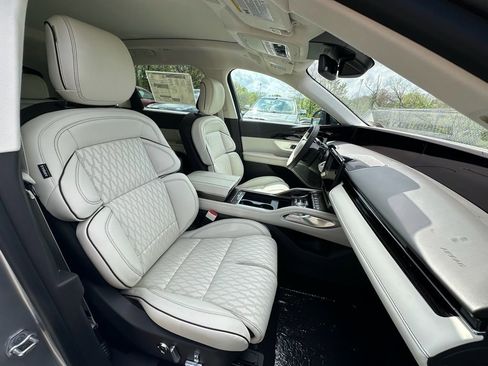 New 2026 Lincoln Nautilus Black Label w/ Jet Appearance Package AWD/4WD image 23