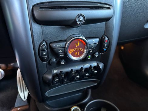 Used 2014 MINI Cooper Paceman S image 21