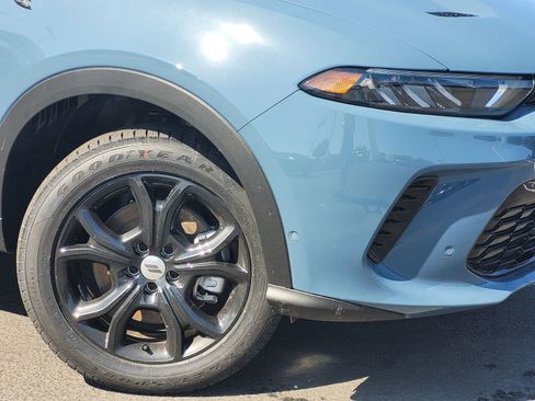 New 2024 Dodge Hornet GT w/ Tech Pack w/o Parking image 3