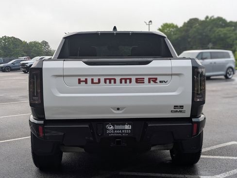 Used 2025 GMC Hummer EV 2X w/ LPO, Sport Package AWD/4WD image 8