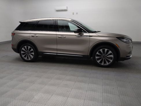 Used 2020 Lincoln Corsair Reserve image 11