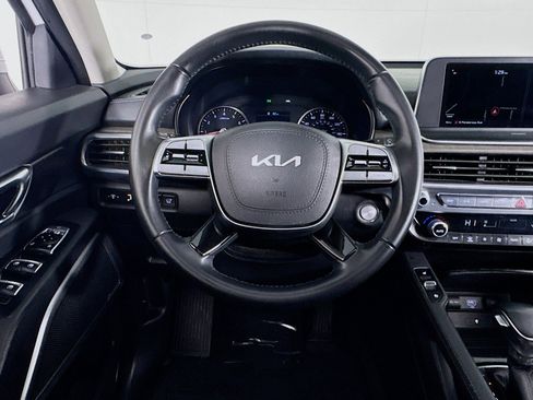 Used 2022 Kia Telluride EX w/ EX Premium Package image 4