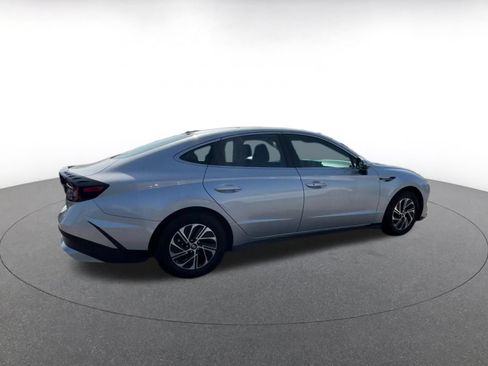Used 2026 Hyundai Sonata Blue FWD image 14