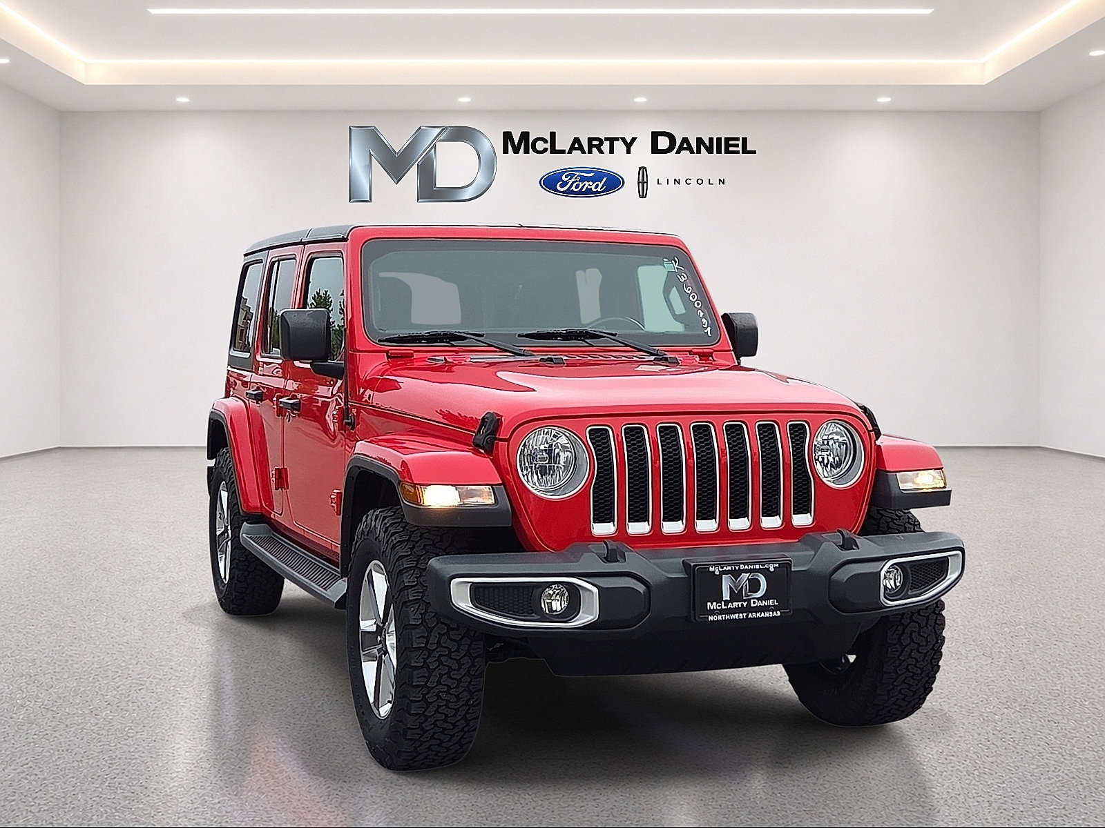 Used 2019 Jeep Wrangler Unlimited Sahara w/ Safety Group AWD/4WD image 1