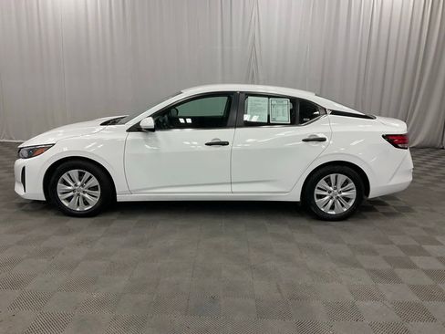 Used 2024 Nissan Sentra S image 9