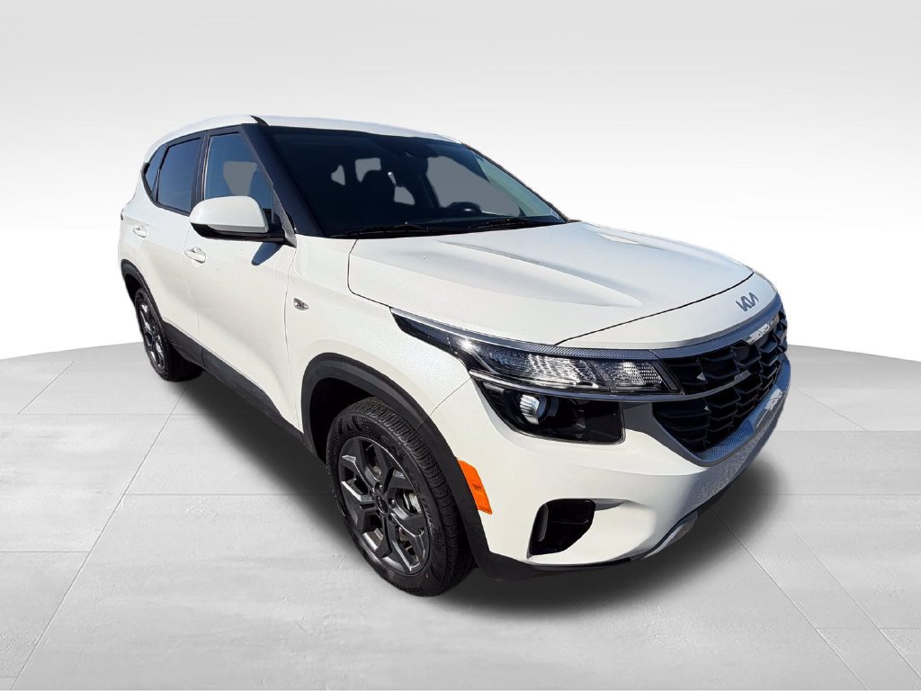 Used 2024 Kia Seltos LX AWD/4WD image 8