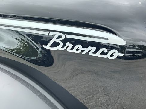 New 2026 Ford Bronco Heritage Edition AWD/4WD image 34