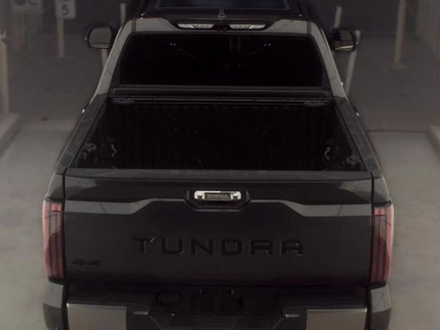 Used 2022 Toyota Tundra Limited AWD/4WD image 7