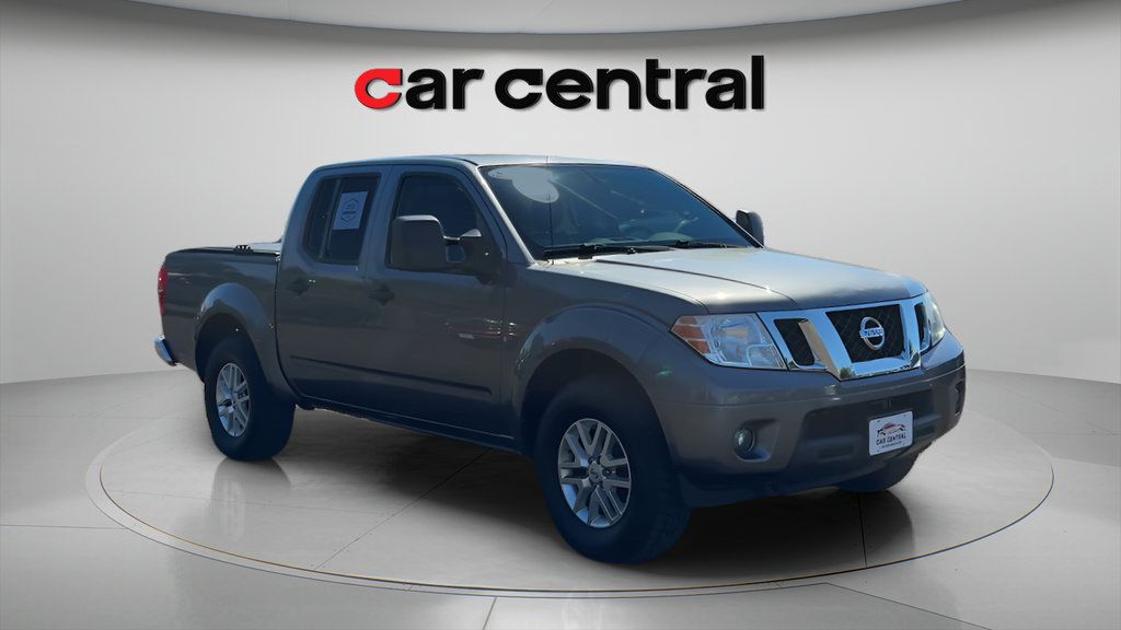 Used 2017 Nissan Frontier SV w/ SV Value Truck Package AWD/4WD image 7