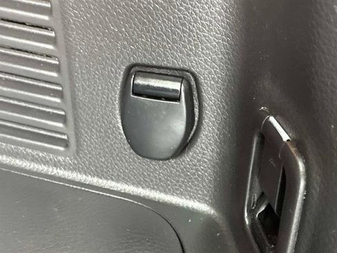 Used 2016 Nissan Rogue SL w/ SL Premium Package image 14