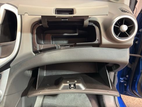 Used 2017 Chevrolet Sonic LT image 22