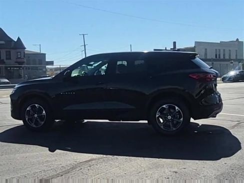 Certified 2025 Chevrolet Blazer LT AWD/4WD image 5