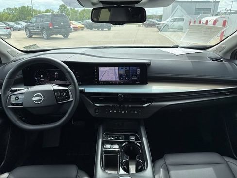 Used 2025 Nissan Murano SL AWD/4WD image 28