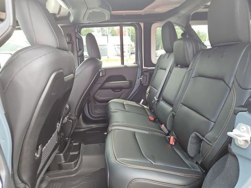 New 2025 Jeep Wrangler Unlimited Rubicon 392 image 22