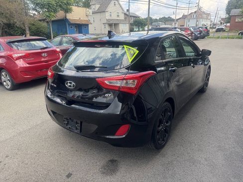 Used 2014 Hyundai Elantra GT w/ Option Group 02 FWD image 5