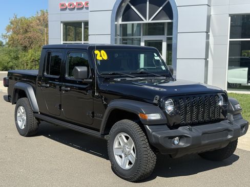 Used 2020 Jeep Gladiator Sport w/ Quick Order Package 24S AWD/4WD image 1