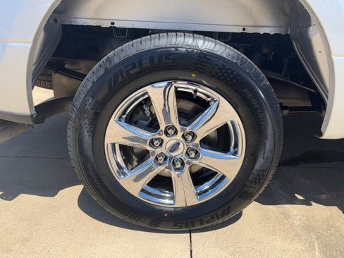 Used 2018 Ford F150 XLT w/ Equipment Group 302A Luxury RWD image 13