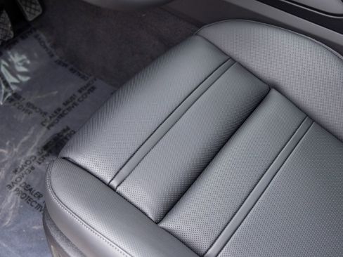 New 2026 Porsche Cayenne Coupe image 29