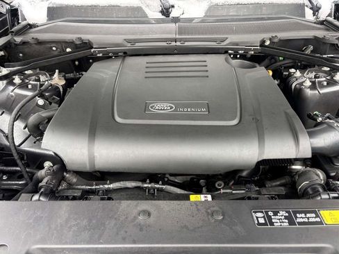 Used 2025 Land Rover Defender 110 S image 60