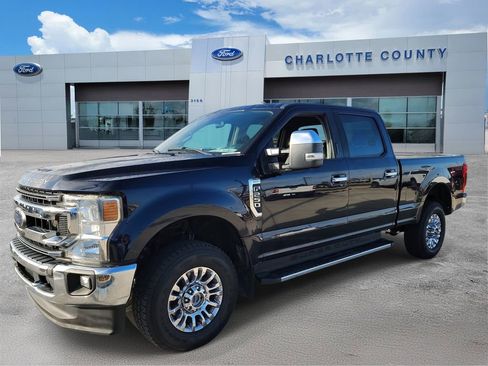 Used 2021 Ford F250 XLT w/ XLT Premium Package image 2