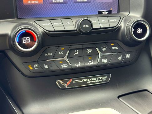 Used 2014 Chevrolet Corvette Z51 3LT w/ 3LT Preferred Equipment Group image 27