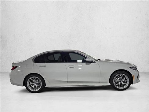 Used 2026 BMW 330i Sedan w/ Convenience Package RWD image 4