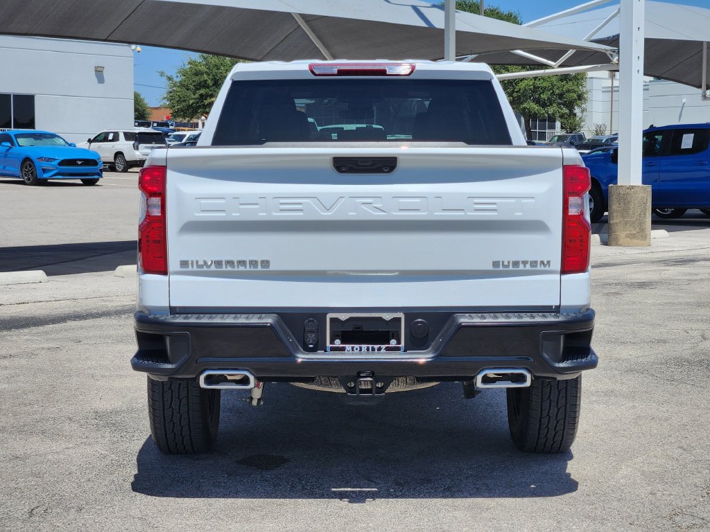 Used 2025 Chevrolet Silverado 1500 Custom Trail Boss AWD/4WD image 6
