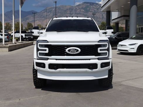 Used 2026 Ford F450 Platinum w/ FX4 Off-Road Package AWD/4WD image 9
