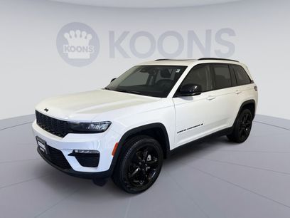 Used 2023 Jeep Grand Cherokee Limited w/ Black Appearance Package