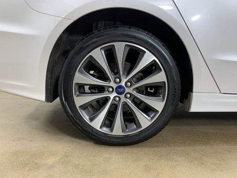 Used 2019 Ford Fusion SE image 37