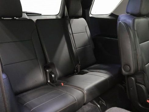 Used 2021 Chevrolet Traverse Premier w/ Redline Edition image 19