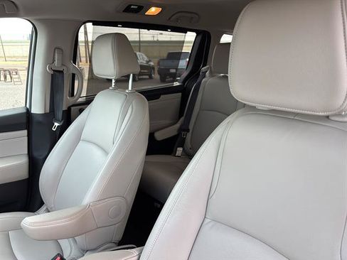 Used 2025 Honda Odyssey EX-L image 9