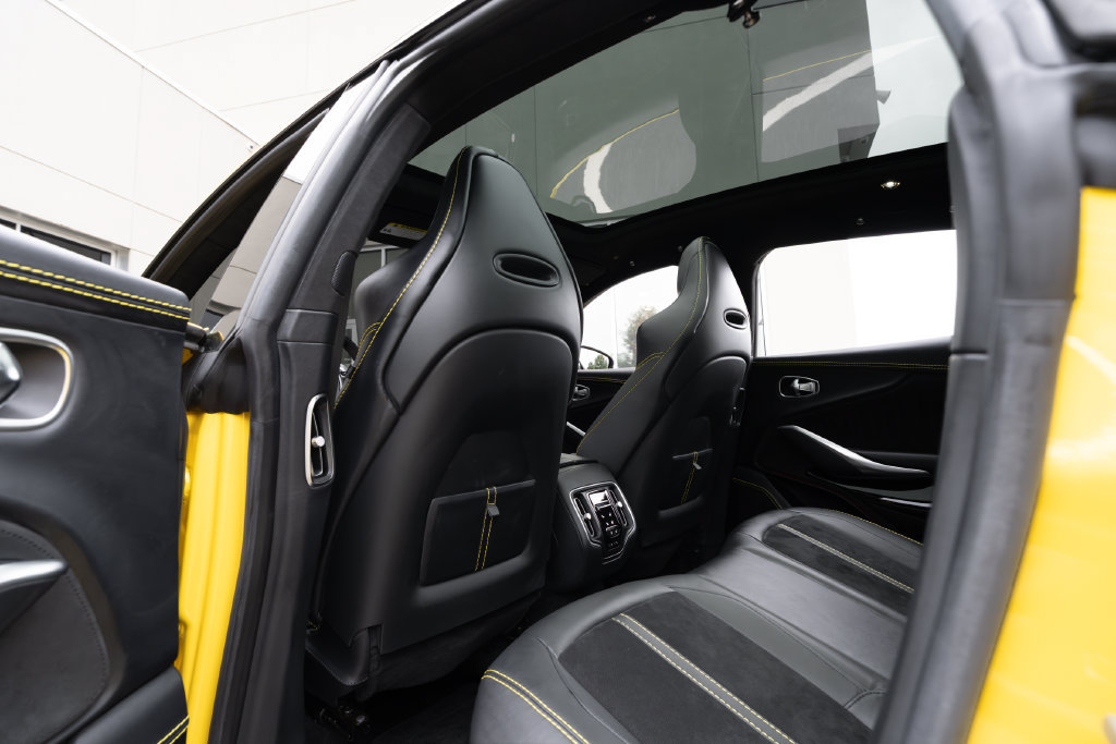 Used 2022 Aston Martin DBX AWD/4WD image 37