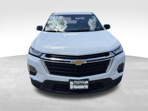 Used 2023 Chevrolet Traverse LS w/ LPO, Floor Liner Package AWD/4WD image 2
