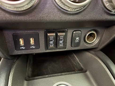 Used 2024 Mitsubishi Outlander Sport SE AWD/4WD image 34