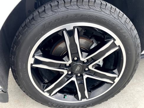 Used 2020 Ford Expedition Limited w/ Equipment Group 303A AWD/4WD image 6