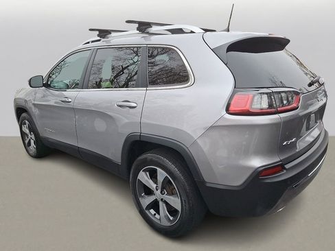 Used 2019 Jeep Cherokee Limited image 5