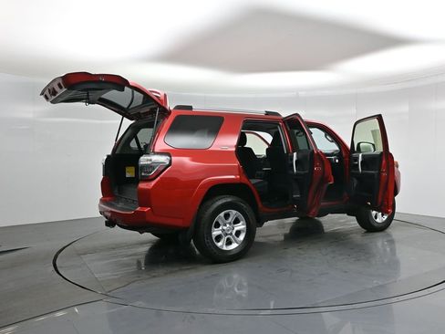 Used 2024 Toyota 4Runner SR5 image 5