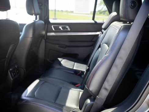 Used 2018 Ford Explorer Sport w/ Equipment Group 401A AWD/4WD image 21