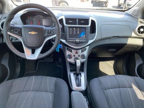 Used 2017 Chevrolet Sonic LT FWD image 4